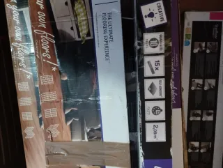 Suelo vinílico adhesivo Tarkett Starfloor