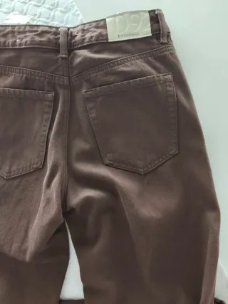 Vaqueros  D92 Marrones Stradivarius 