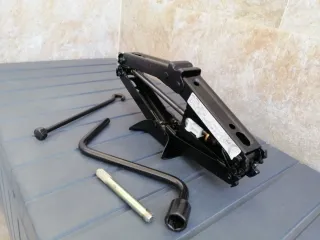 Gato elevador de coche  accesorios e instrucciones