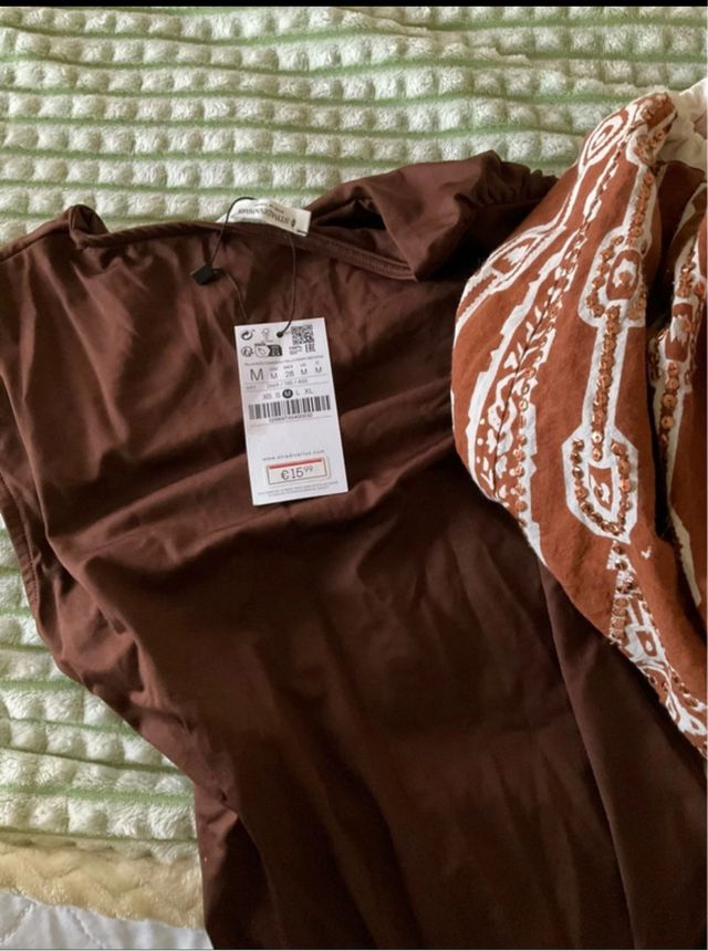 Conjunto Top y Falda Estampada