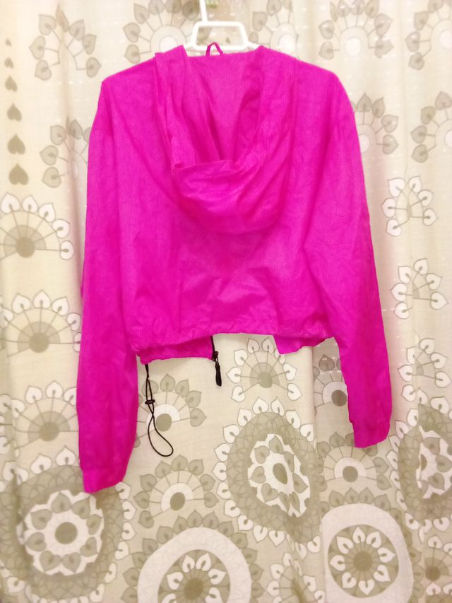 Chaqueta impermeable corta para lluvia