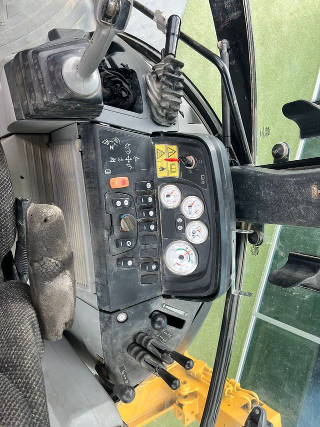 Retroexcavadora CAT 432 E