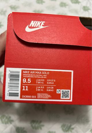 Zapatillas Nike Air Max grises y blancas 