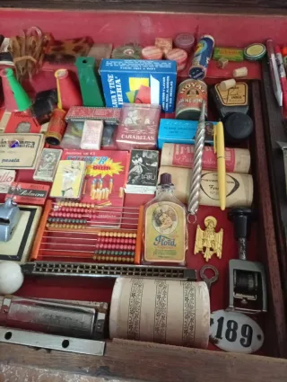 Lote de antigüedades coleccionables