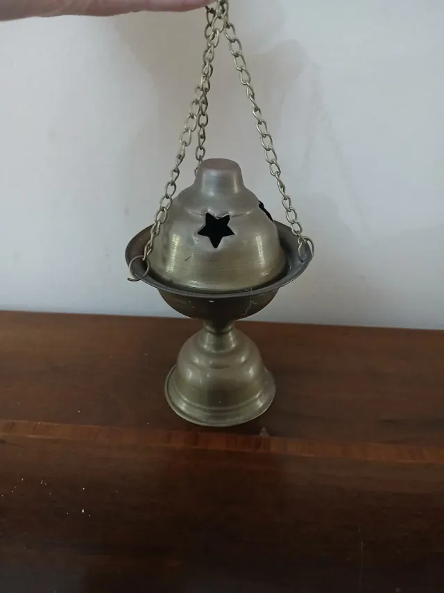 Piccolo incensiere antico in ottone