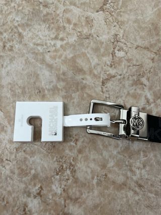 Cinturón Michael Kors reversible Talla M