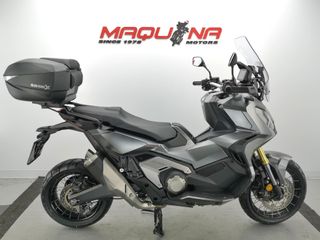 HONDA X-ADV 2022 17055 kms.