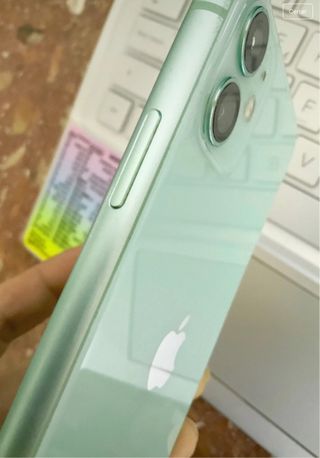 iPhone 11 128 GB Verde
batería 80%
