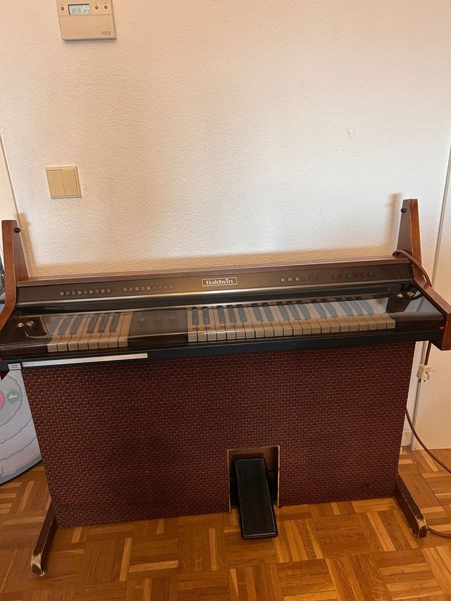 Piano Electrónico Baldwin