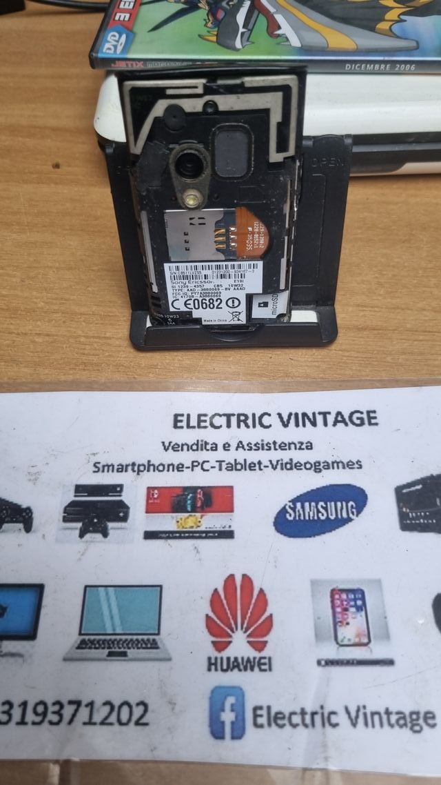 Teléfono inteligente Sony Ericsson Xperia X10 Mini E50 9338N