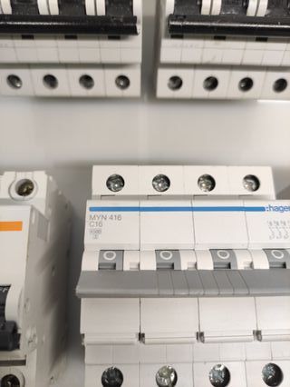 5 Magnetotermici 4P Sezionatore Bticino Hager ABB