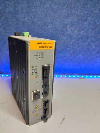 Switch industrial gestionado Allied Telesis AT-IE200-6GT negro