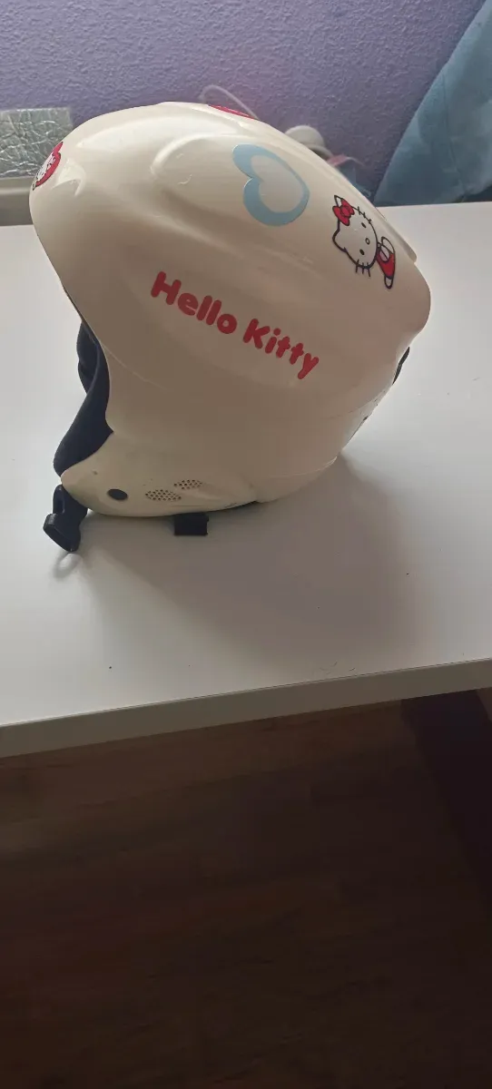 Casco de Nieve Hello Kitty