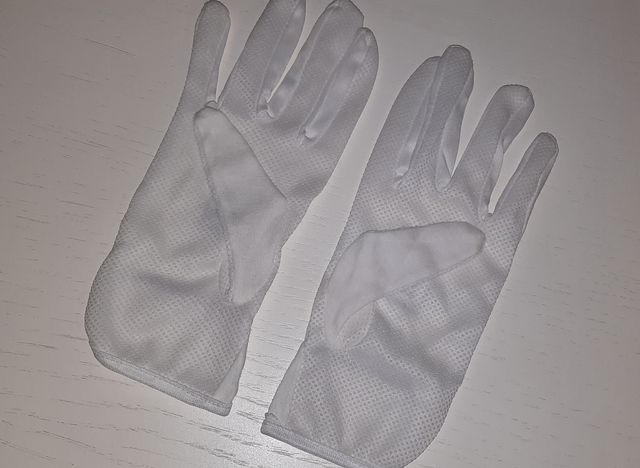 Guanti [B] Mannequins bianchi nuovi