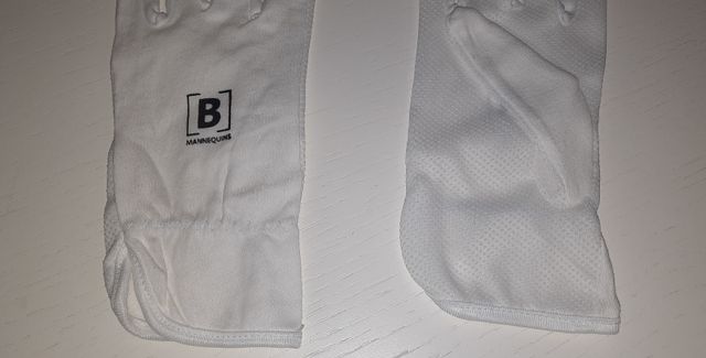 Guanti [B] Mannequins bianchi nuovi
