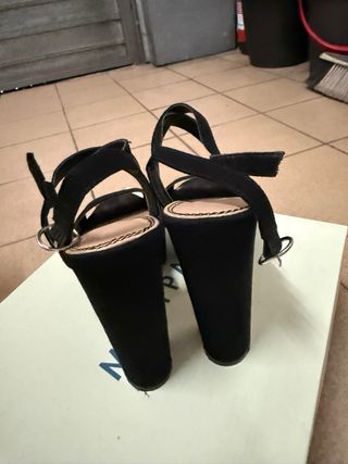Sandalias tacón Marypaz negras