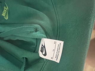 (Precio negociable) Sudadera Nike Verde