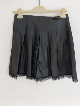 Lote 2 faldas polipiel