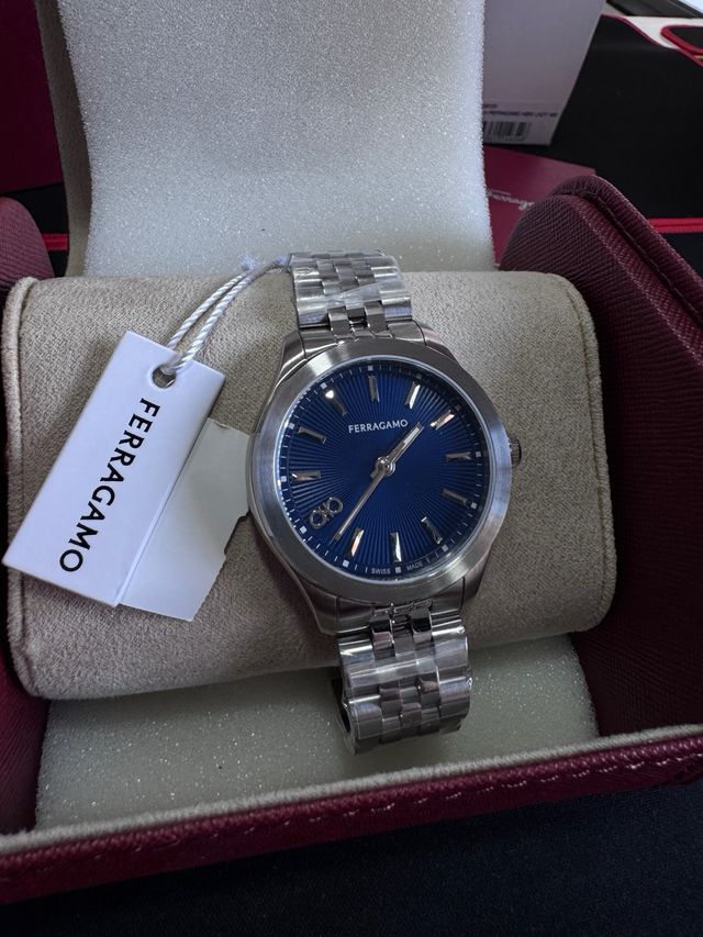 Reloj Salvatore Ferragamo A estrenar