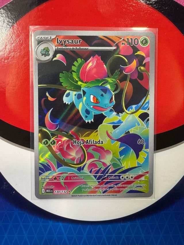 Carta Pokémon Ivysaur (MEG 134)