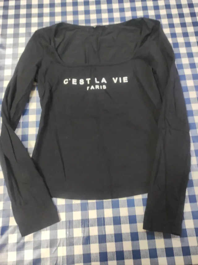 Camiseta negra C'est la vie Paris