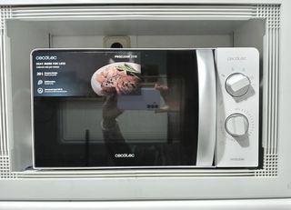 Microondas Cecotec con Grill