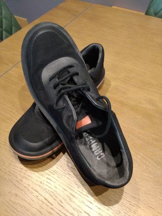 Zapatos Camper Talla 40 Negros