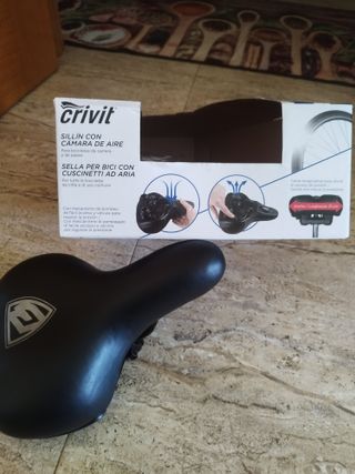 Sillín de Bicicleta Negro con Logo