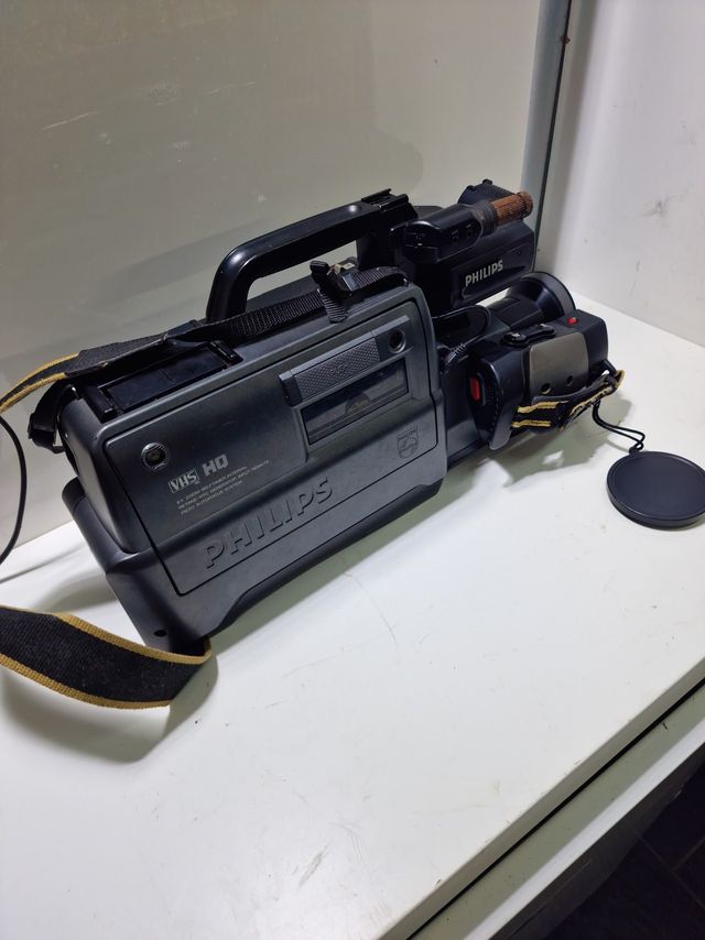 Videocámara Philips Explorer VHS HQ