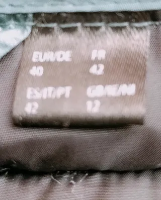 Chaqueta acolchada  verde talla 42