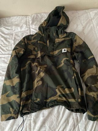 Chaqueta Carhartt Camuflaje
100 € en tienda,UNISEX