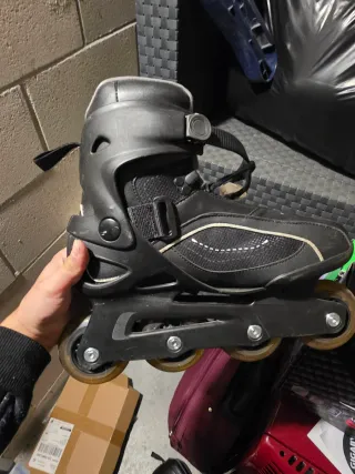Patines en línea negros