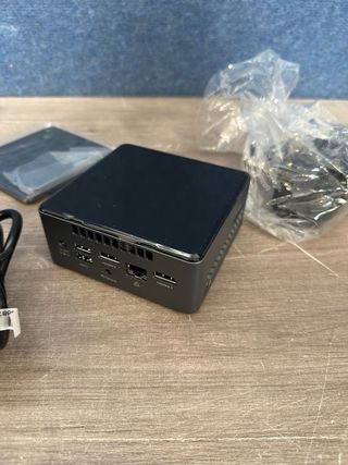 Intel NUC7PJYH2 Pentium Silver Barebone