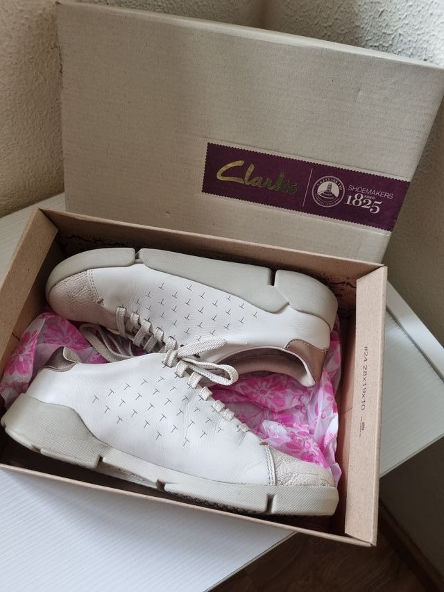 Zapatillas Clarks Piel Crema Tri Abby