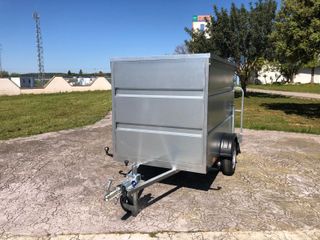Remolque caja cerrada metálico