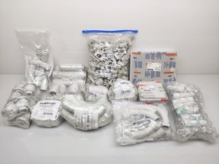 Materiale elettrico: curve, scatole Gewiss