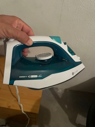 Plancha de vapor Kliindo 2600W