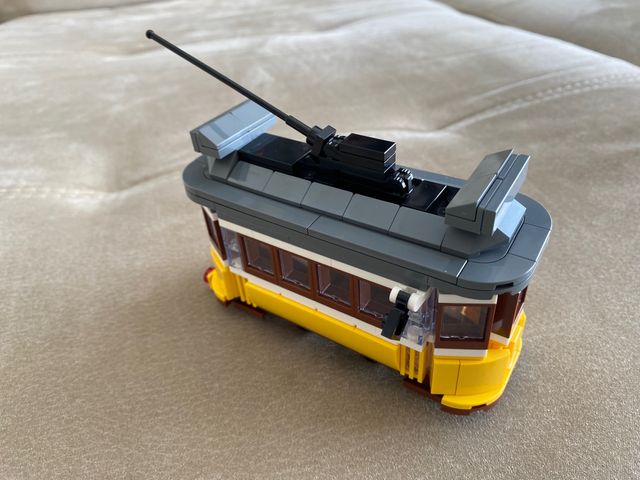 Lego MOC - Eléctrico de Lisboa