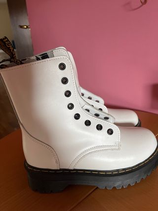 Stivali bianchi Dr. Martens 