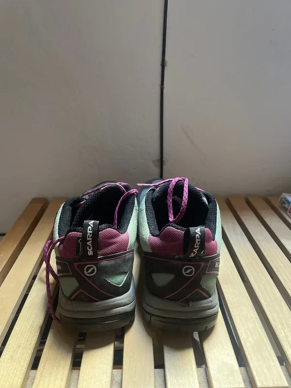 Zapatillas Scarpa Mujer Talla 40.5