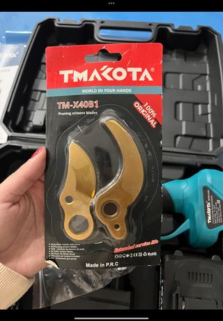 Cesoia professionale 45 mm 68V + lama ricambio