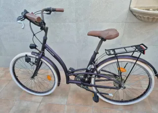 Bicicleta Urbana Morada B'TWIN