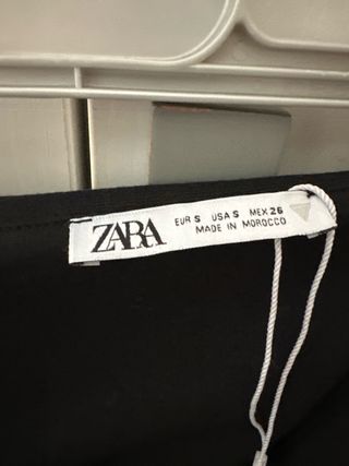 Zara Crop Top Nero Manica Lunga