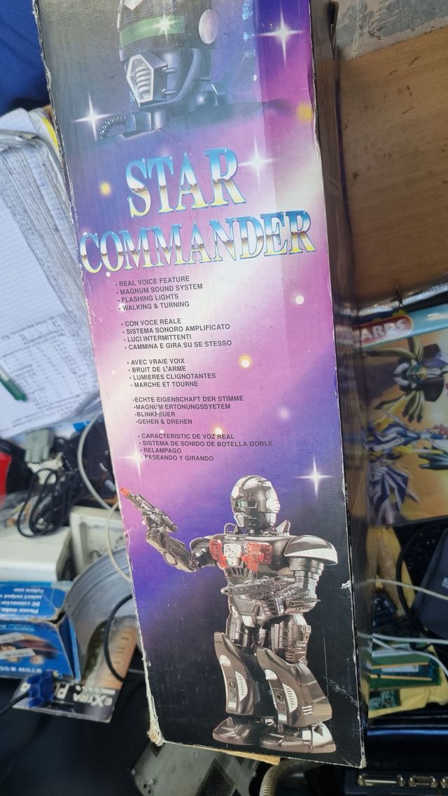 9389N-Robot Vintage Star Commander con caja