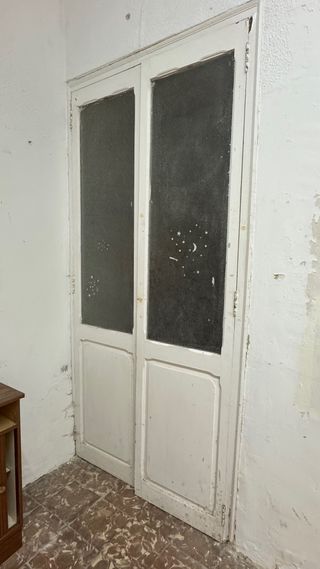 Puerta doble madera Mobila y cristal