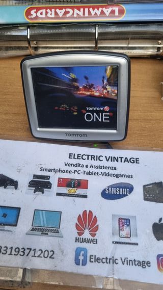 9390N-Navigatore GPS Auto Tom Tom One 4EE0.001.02