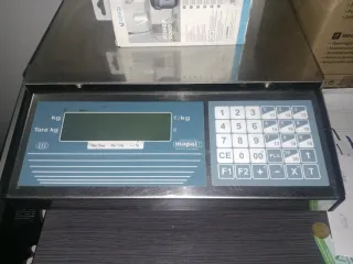 Báscula Mapal en buen estado