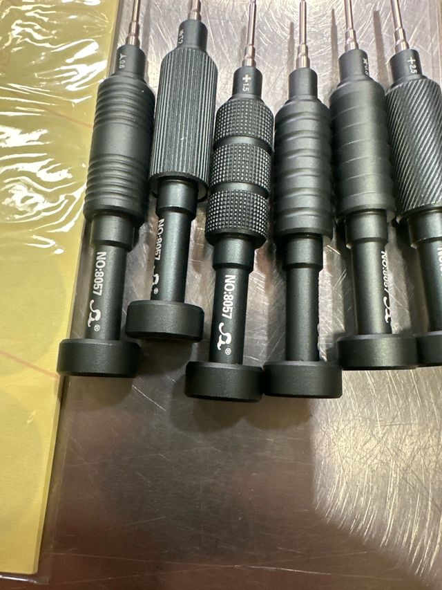 Juego destornilladores precisión T12