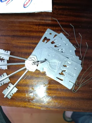 Recambios cerraduras borjas