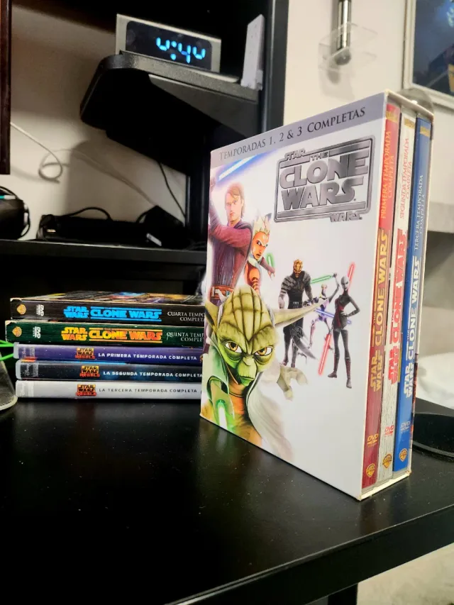 Lote Star Wars The Clone Wars + Rebels DVD